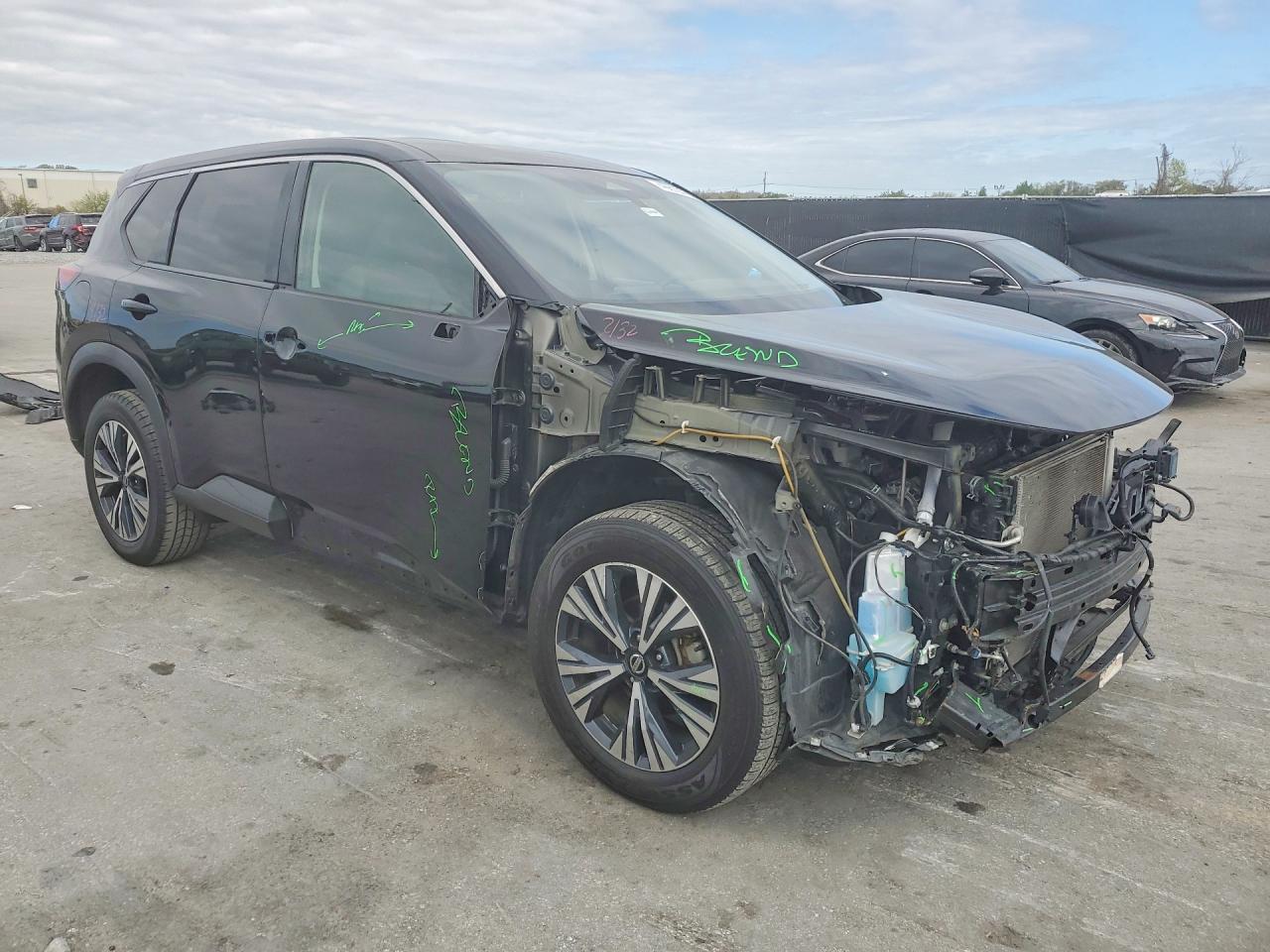 2021 NISSAN ROGUE SV photo 4