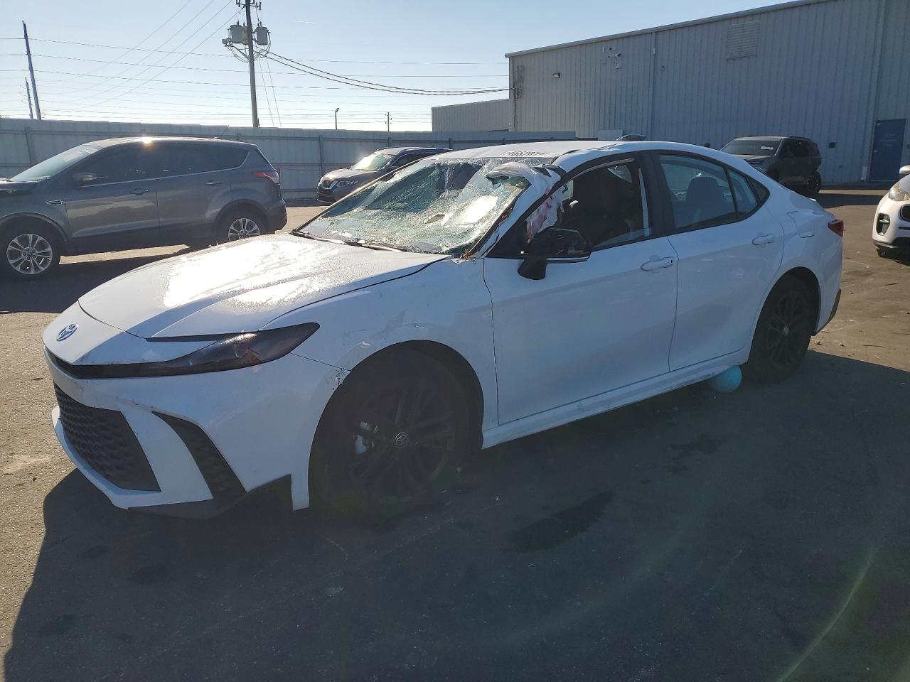 2025 TOYOTA CAMRY
