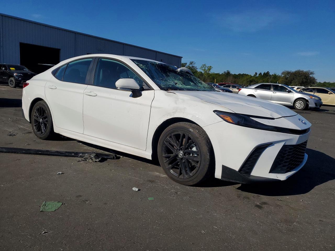 2025 TOYOTA CAMRY SE photo 10