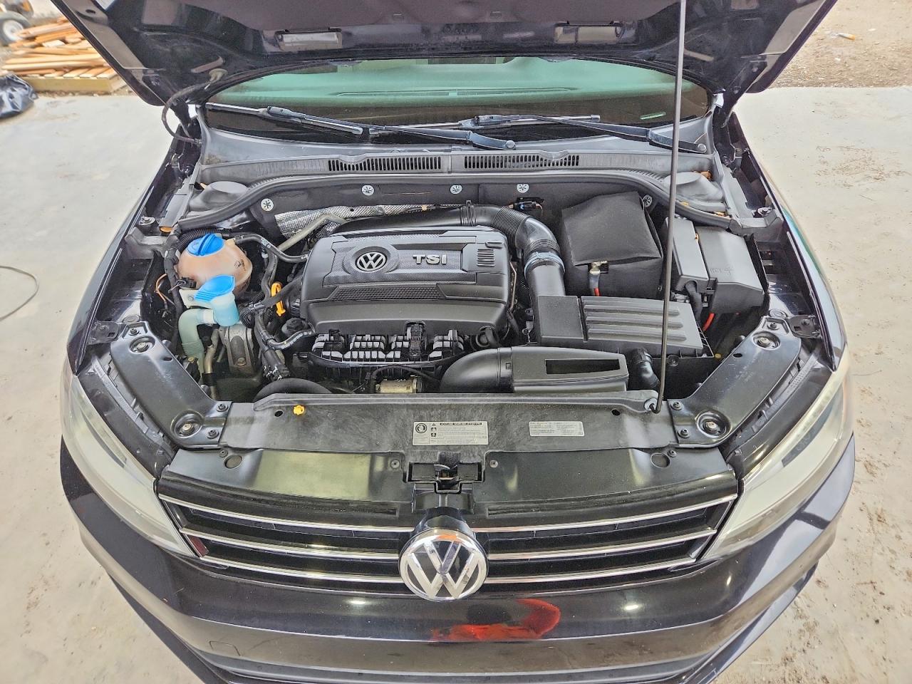 2016 VOLKSWAGEN JETTA photo 11