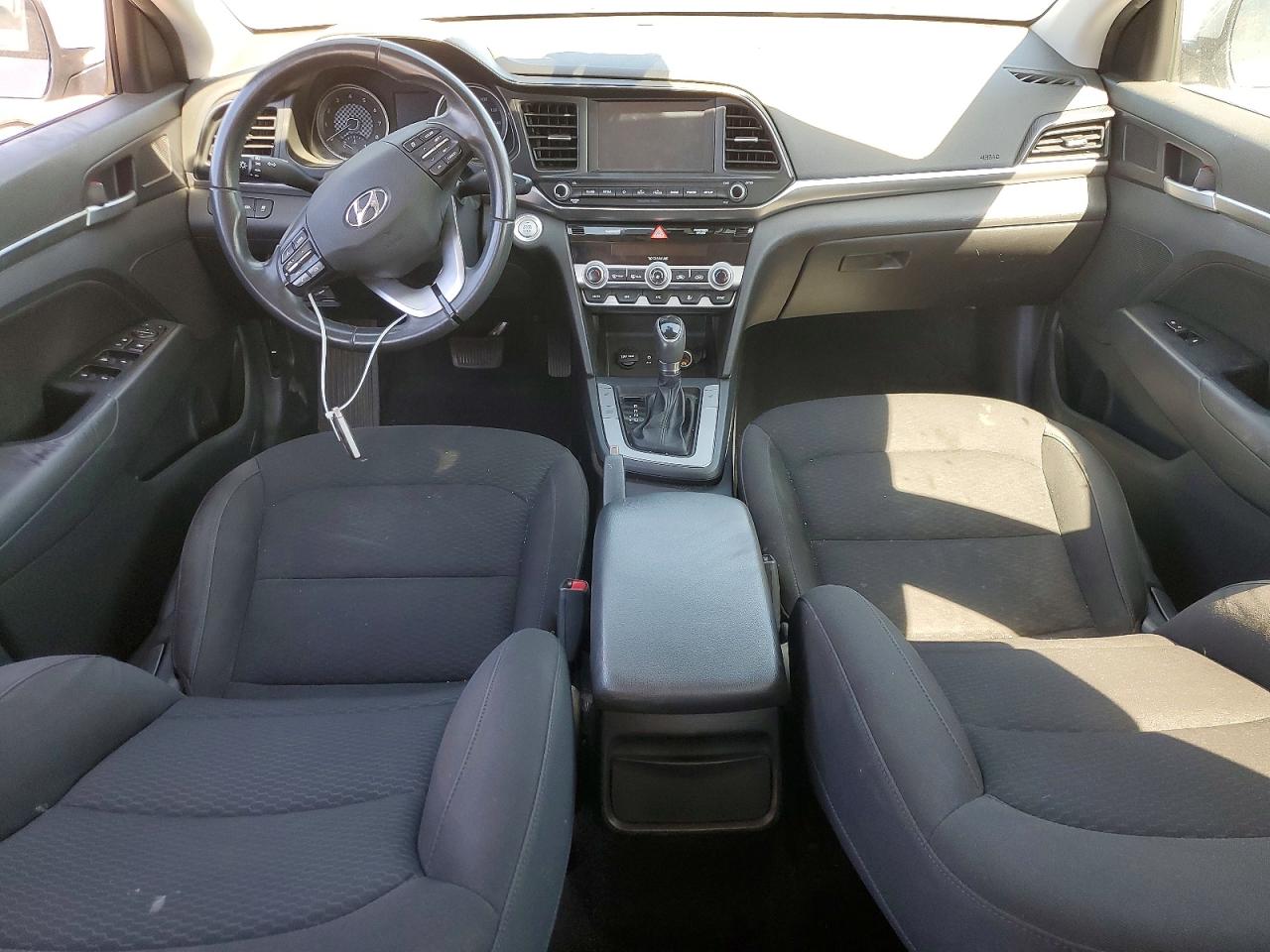2020 HYUNDAI ELANTRA VALUE EDITION photo 15