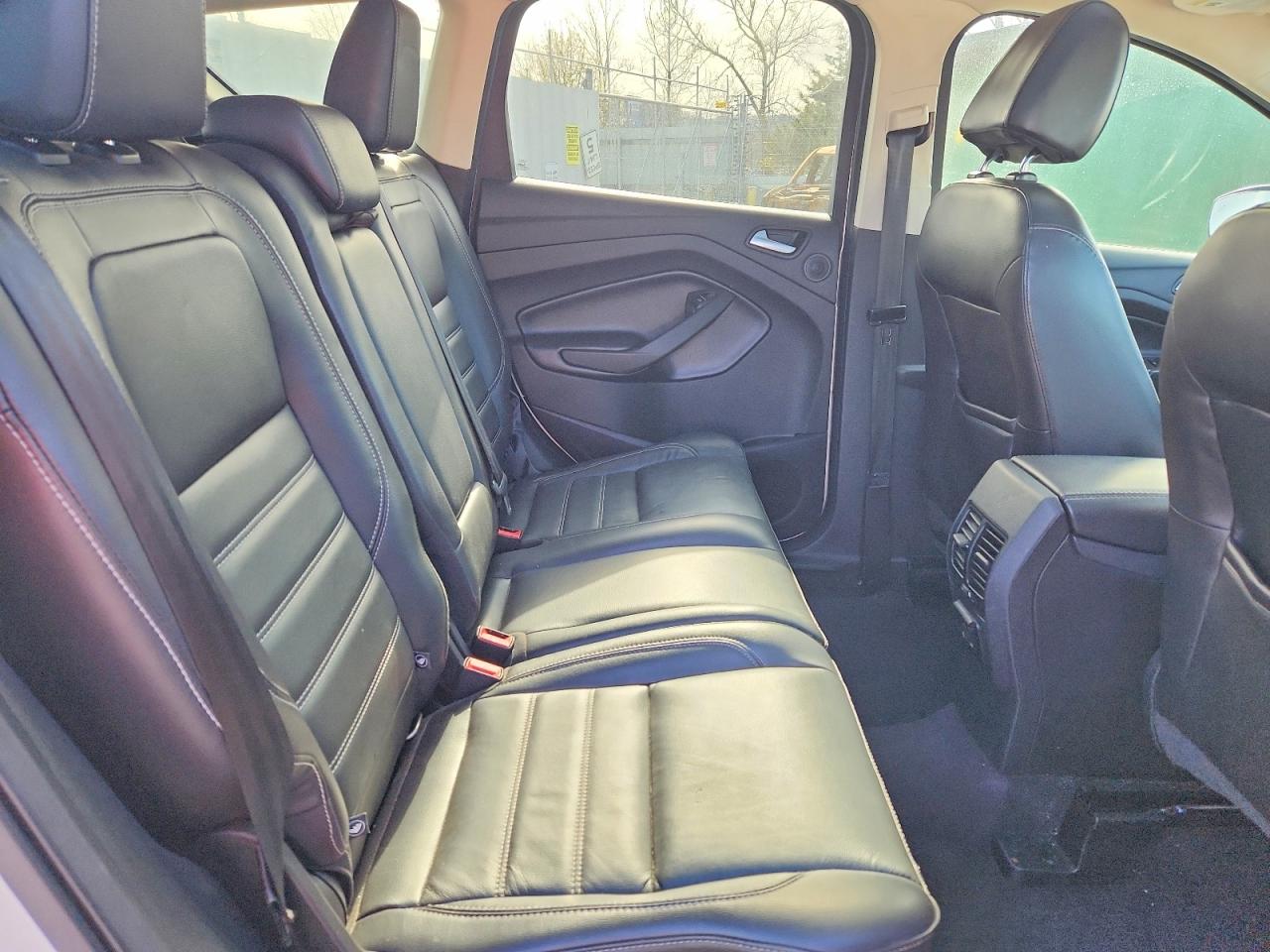 2017 FORD ESCAPE TITANIUM photo 11