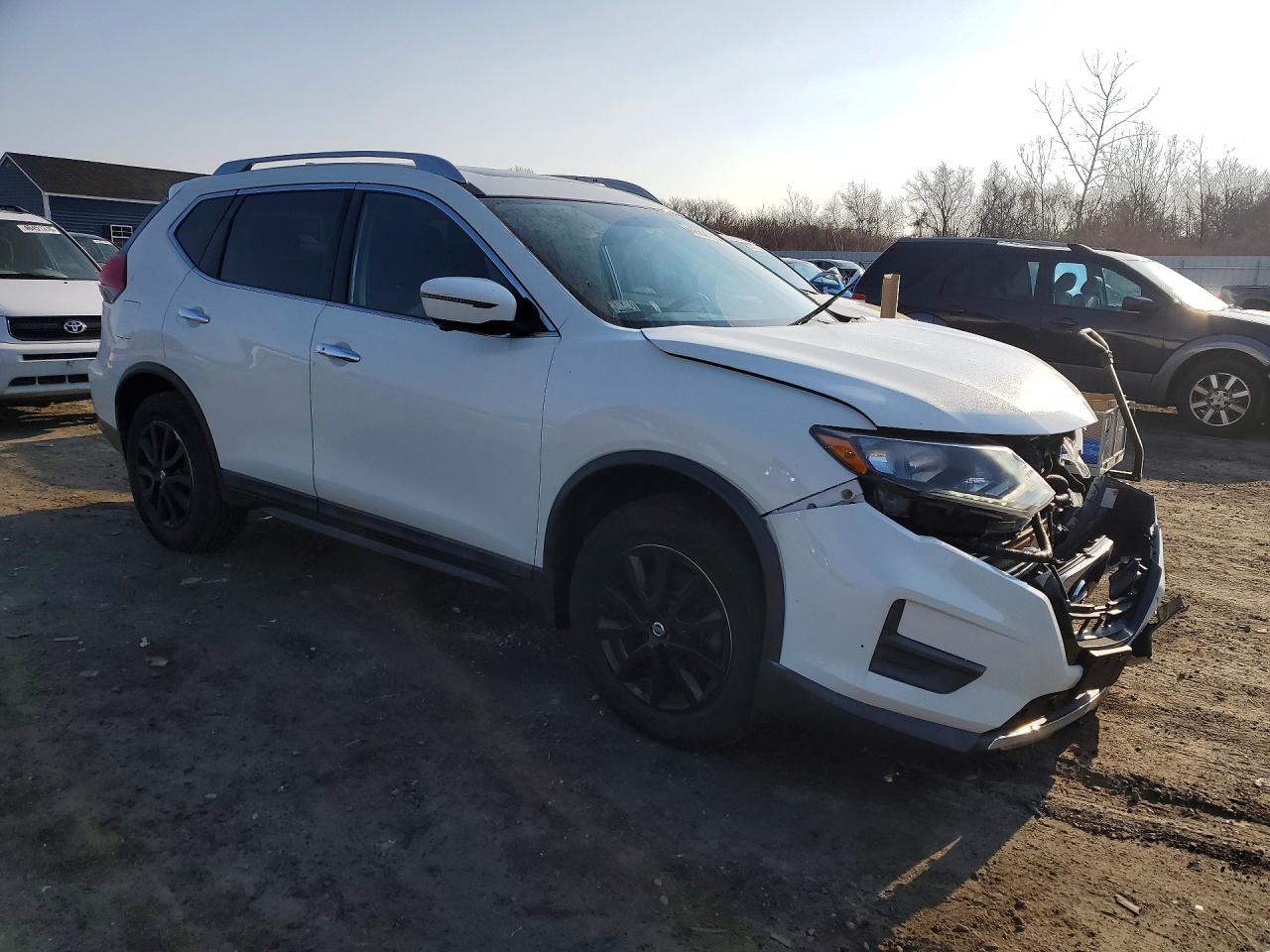 2017 NISSAN ROGUE SV photo 7