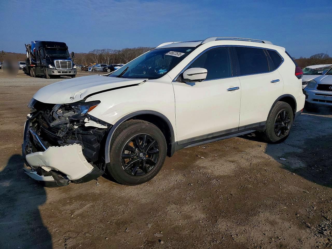 2017 NISSAN ROGUE