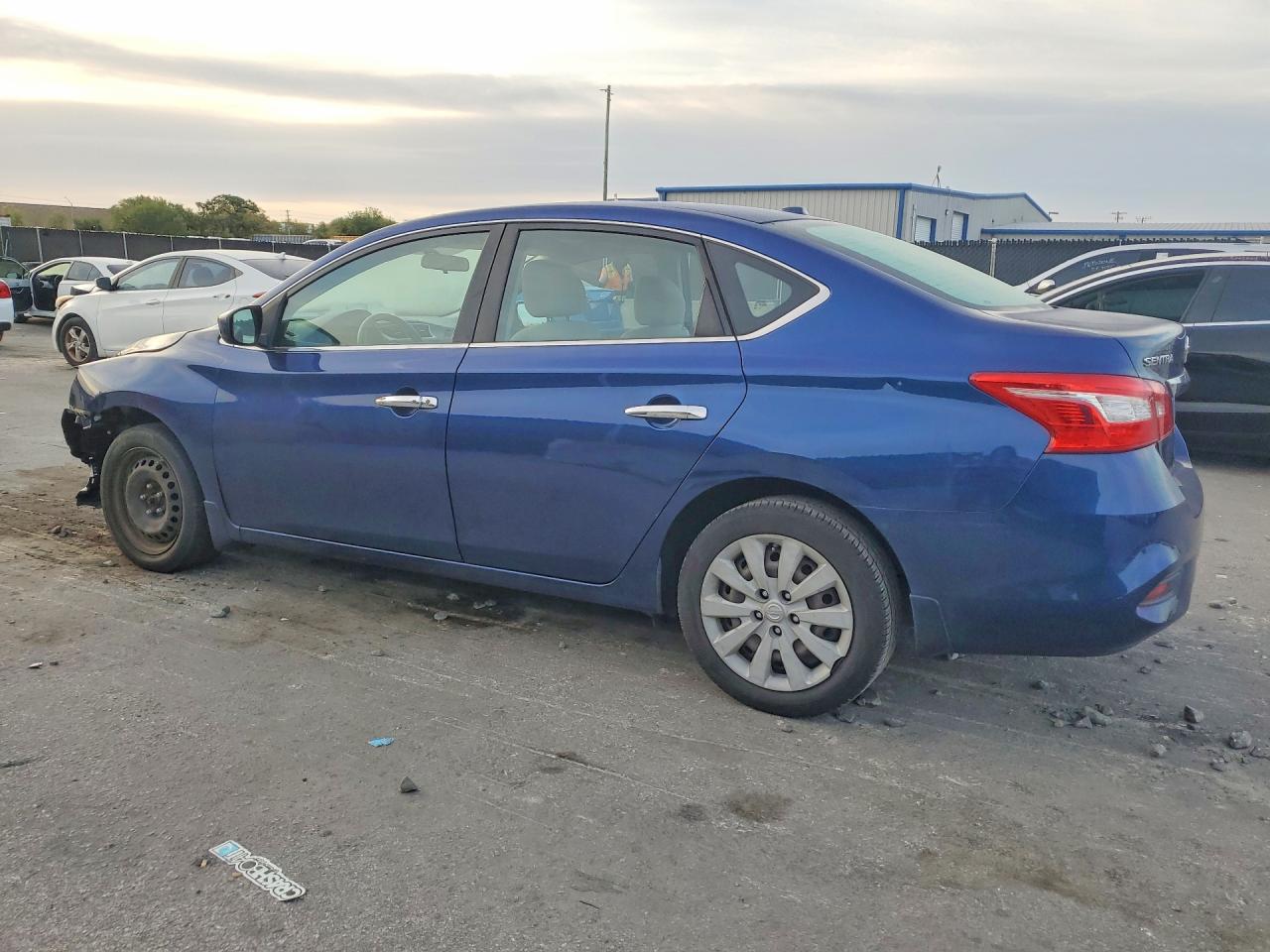 2016 NISSAN SENTRA SV photo 4