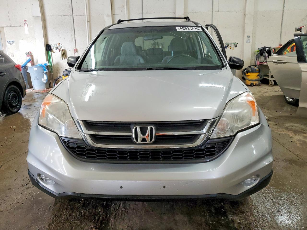 2011 HONDA CR-V SE photo 9