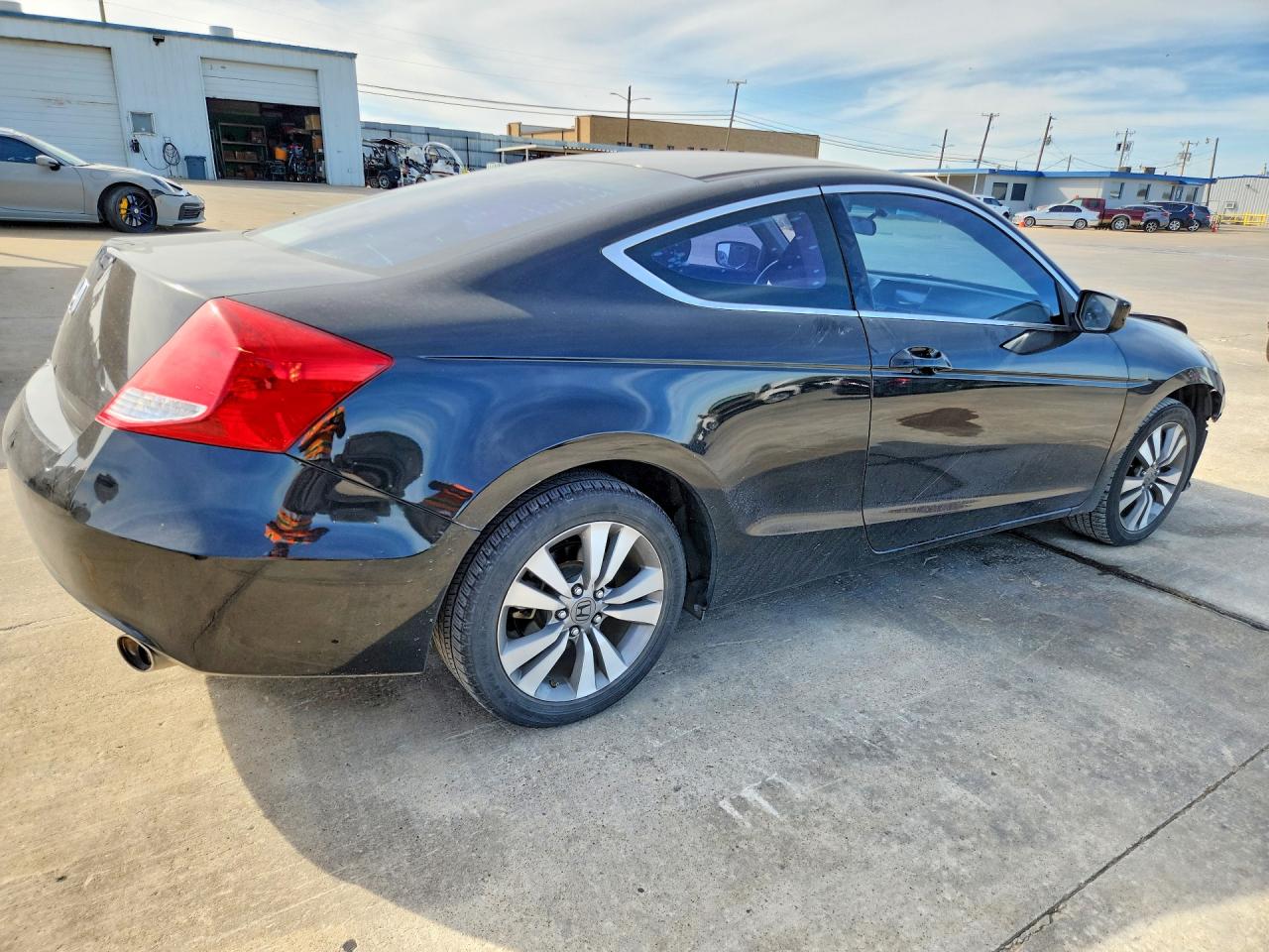 2012 HONDA ACCORD LX photo 7