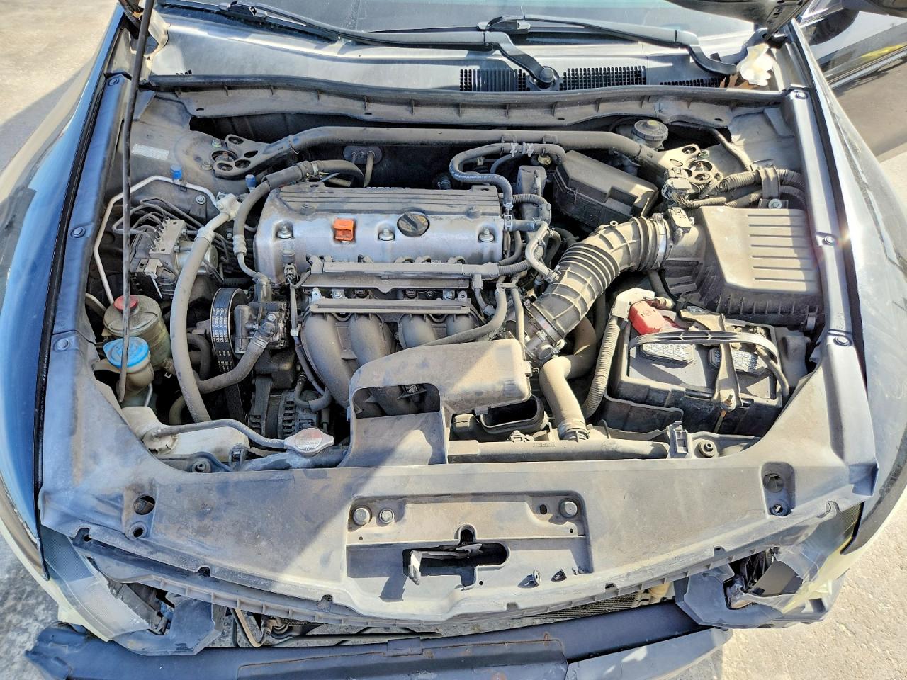 2012 HONDA ACCORD LX photo 28