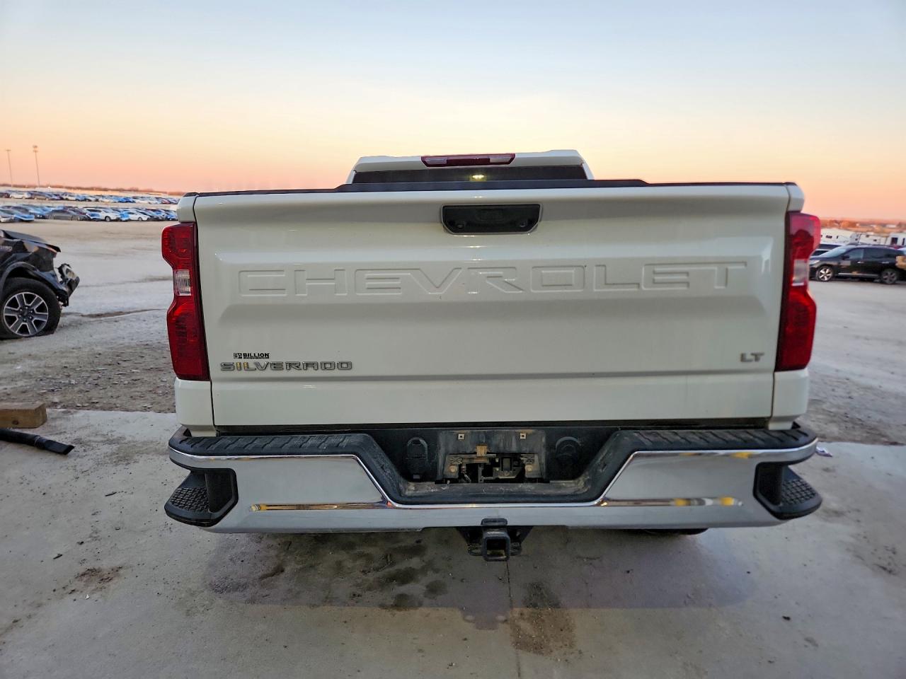 2025 CHEVROLET SILVERADO K1500 LT photo 16