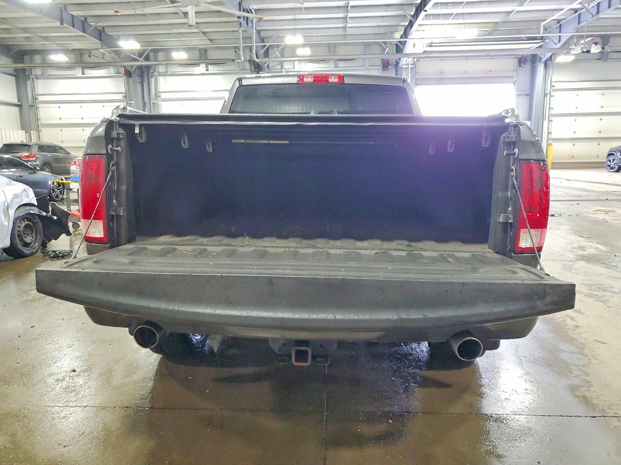 2014 RAM 1500 ST photo 11