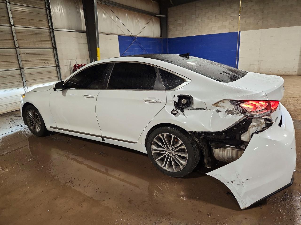 2015 HYUNDAI GENESIS 3.8L photo 3