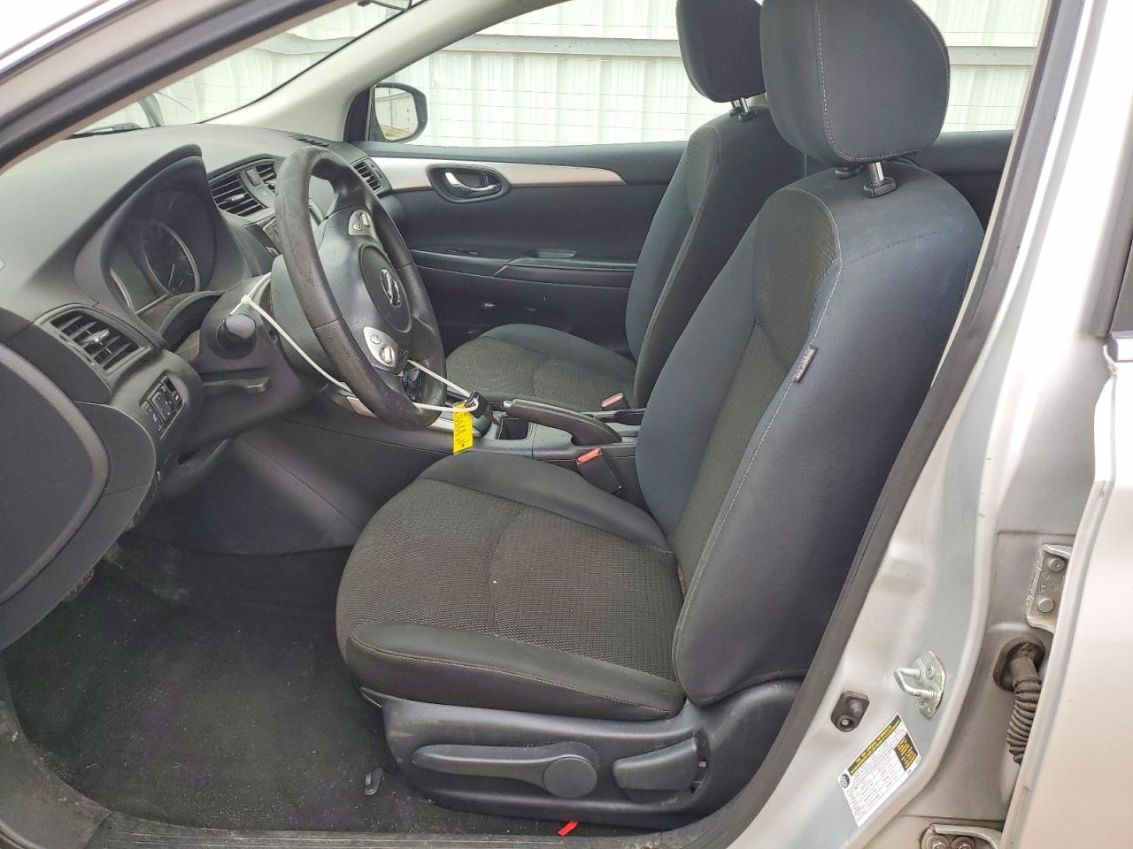 2019 NISSAN SENTRA S photo 13