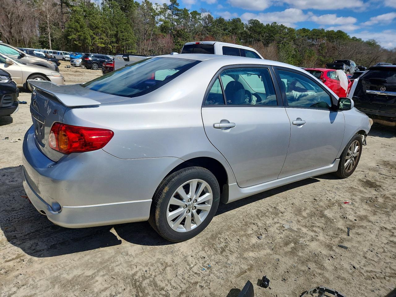 2010 TOYOTA COROLLA S photo 3