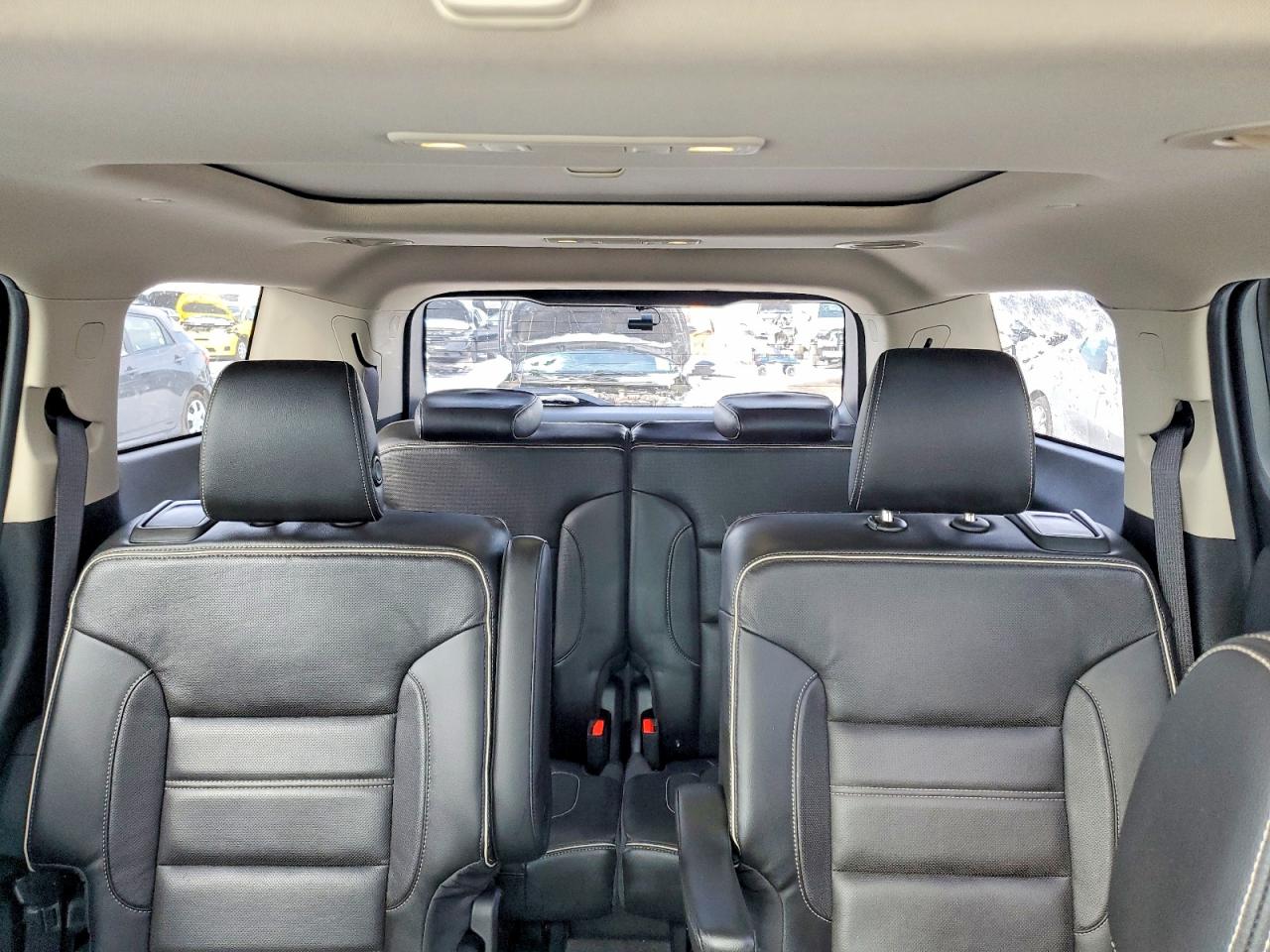 2017 GMC ACADIA DENALI photo 10