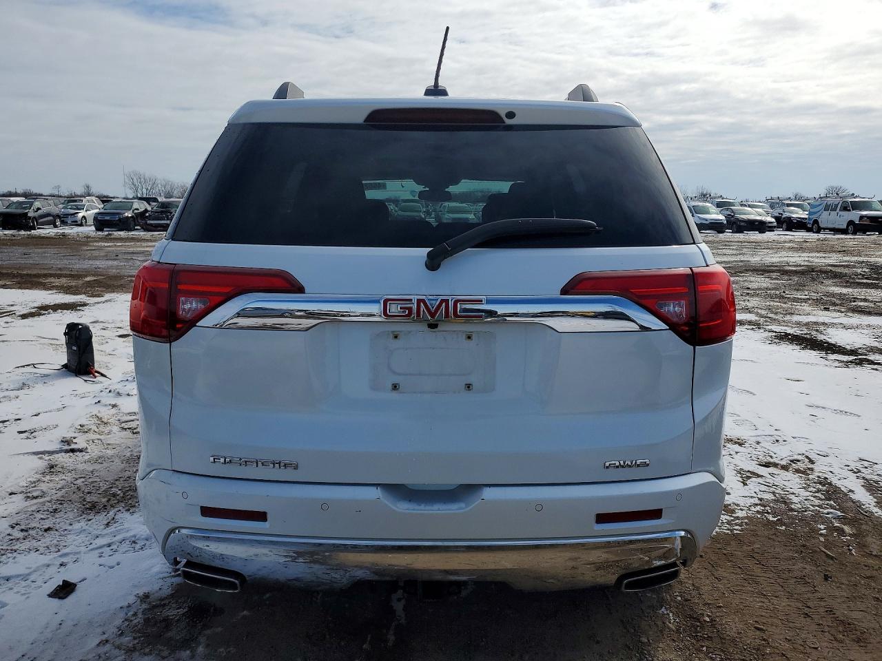 2017 GMC ACADIA DENALI photo 6