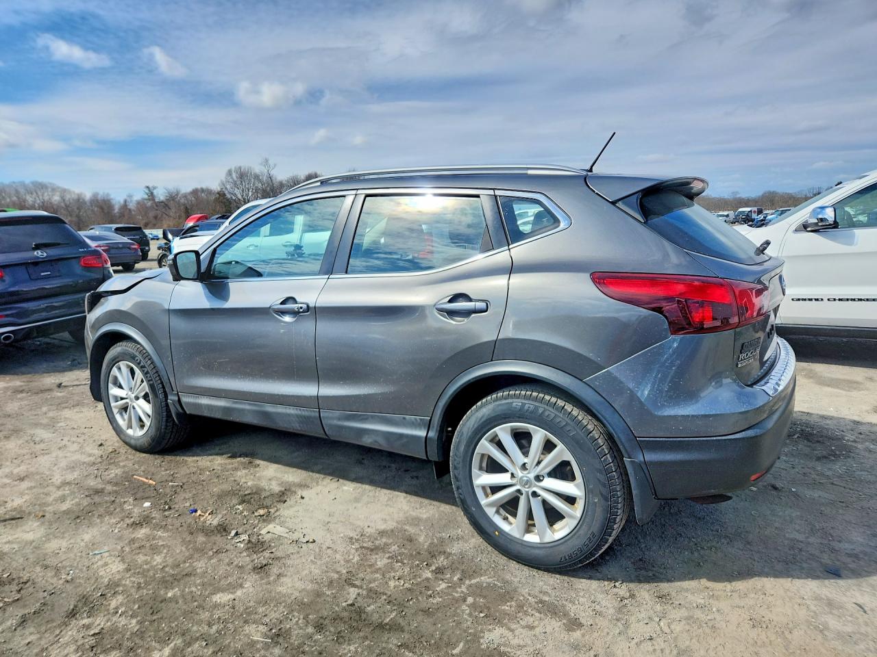 2018 NISSAN ROGUE SPORT SV photo 3