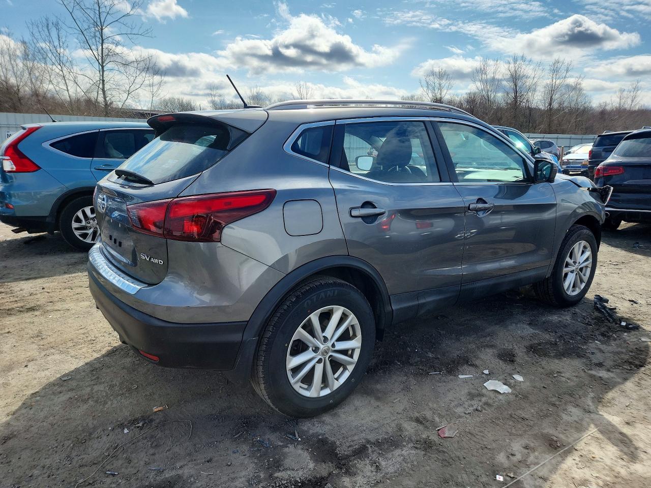 2018 NISSAN ROGUE SPORT SV photo 5