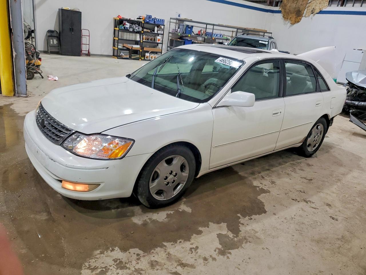 2003 TOYOTA AVALON