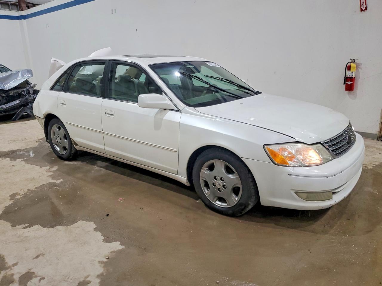 2003 TOYOTA AVALON XLS photo 10