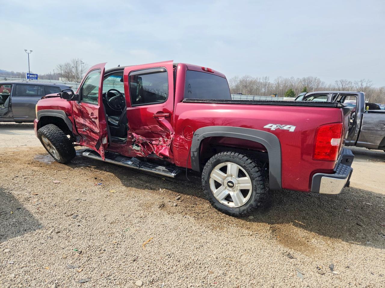 2007 CHEVROLET SILVERADO K1500 CREW CAB photo 4