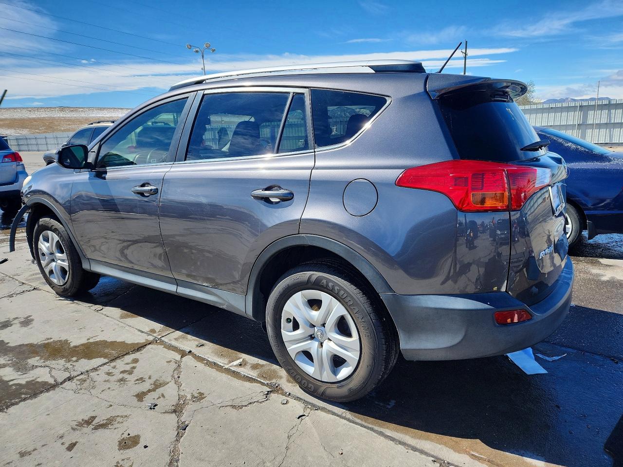 2015 TOYOTA RAV4 LE photo 2