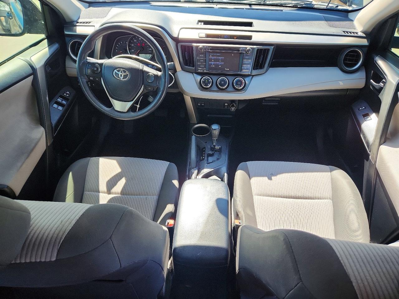 2015 TOYOTA RAV4 LE photo 8