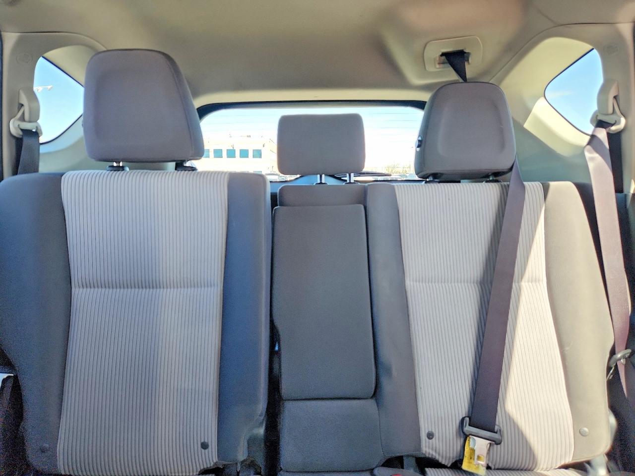 2015 TOYOTA RAV4 LE photo 10