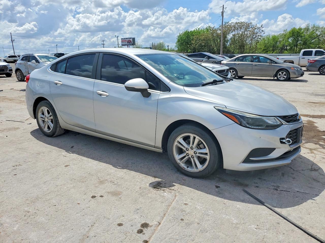 2017 CHEVROLET CRUZE LT photo 7