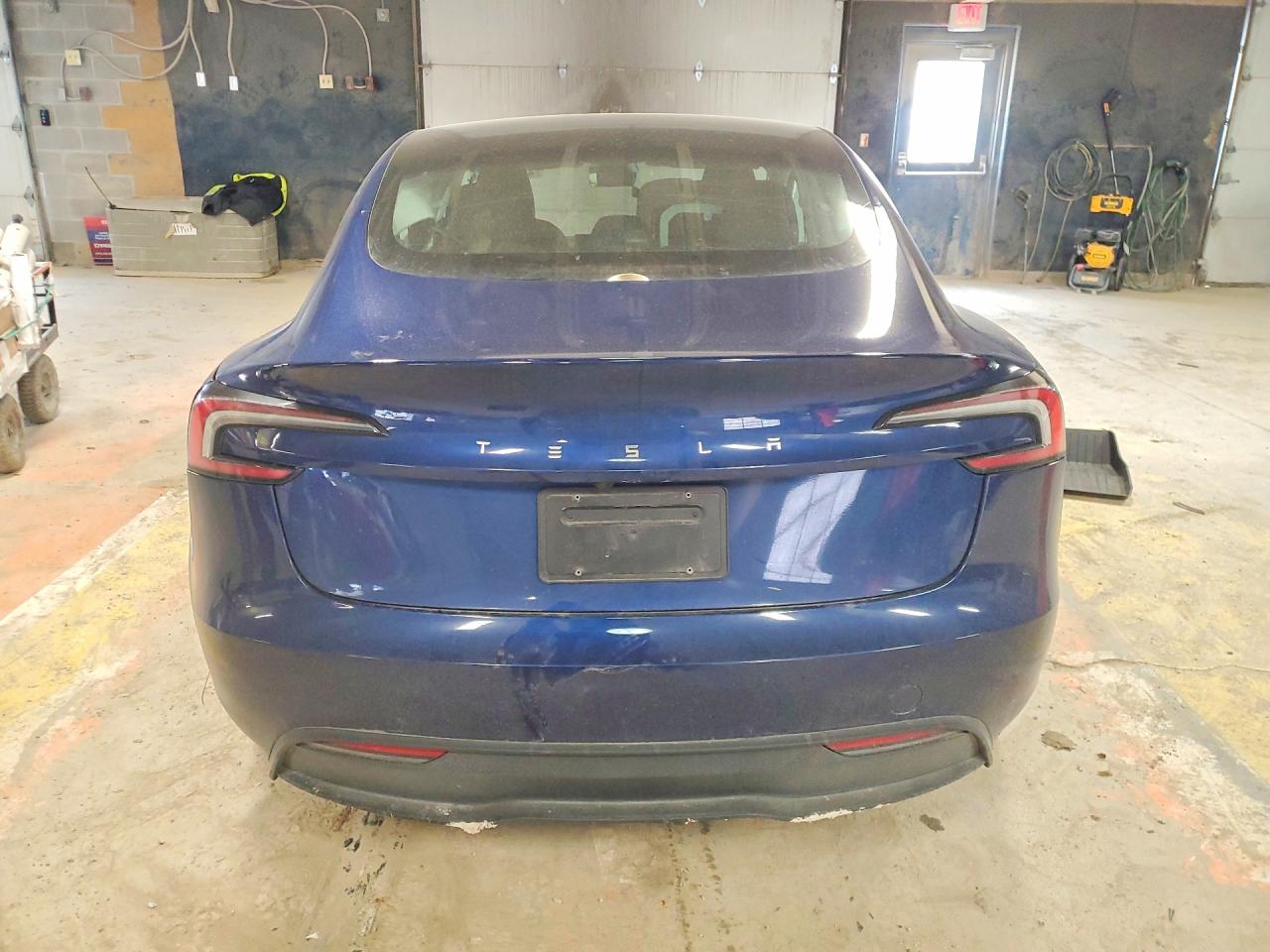 2024 TESLA MODEL 3 photo 11