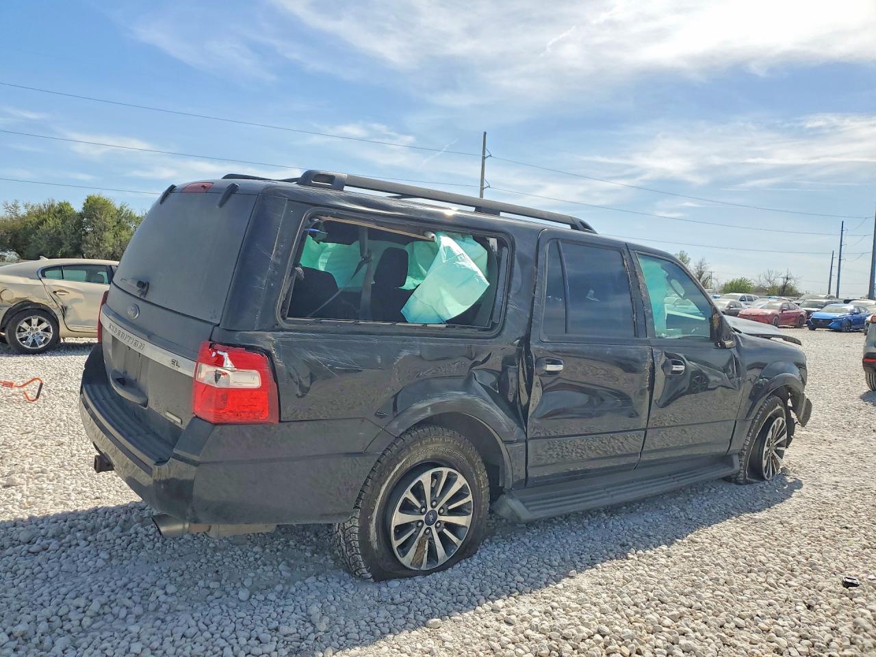 2017 FORD EXPEDITION EL XLT photo 5