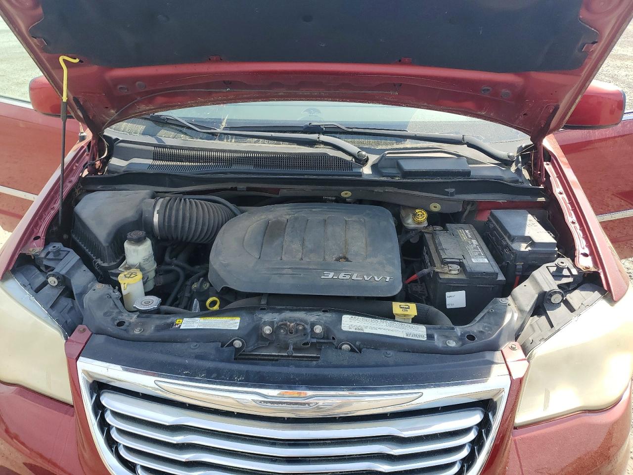 2012 CHRYSLER TOWN & COUNTRY photo 12