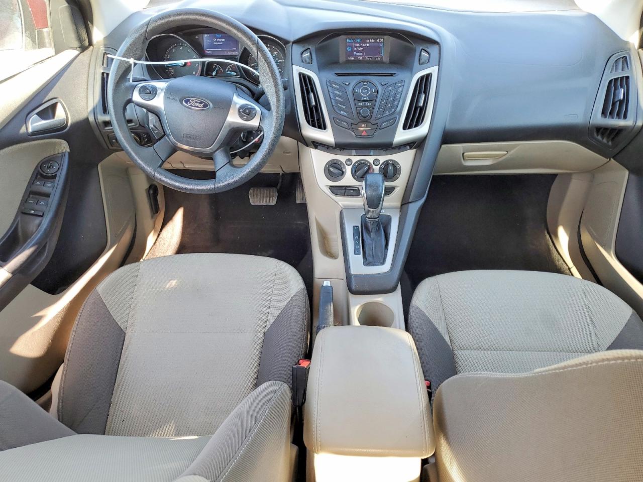 2014 FORD FOCUS SE photo 15
