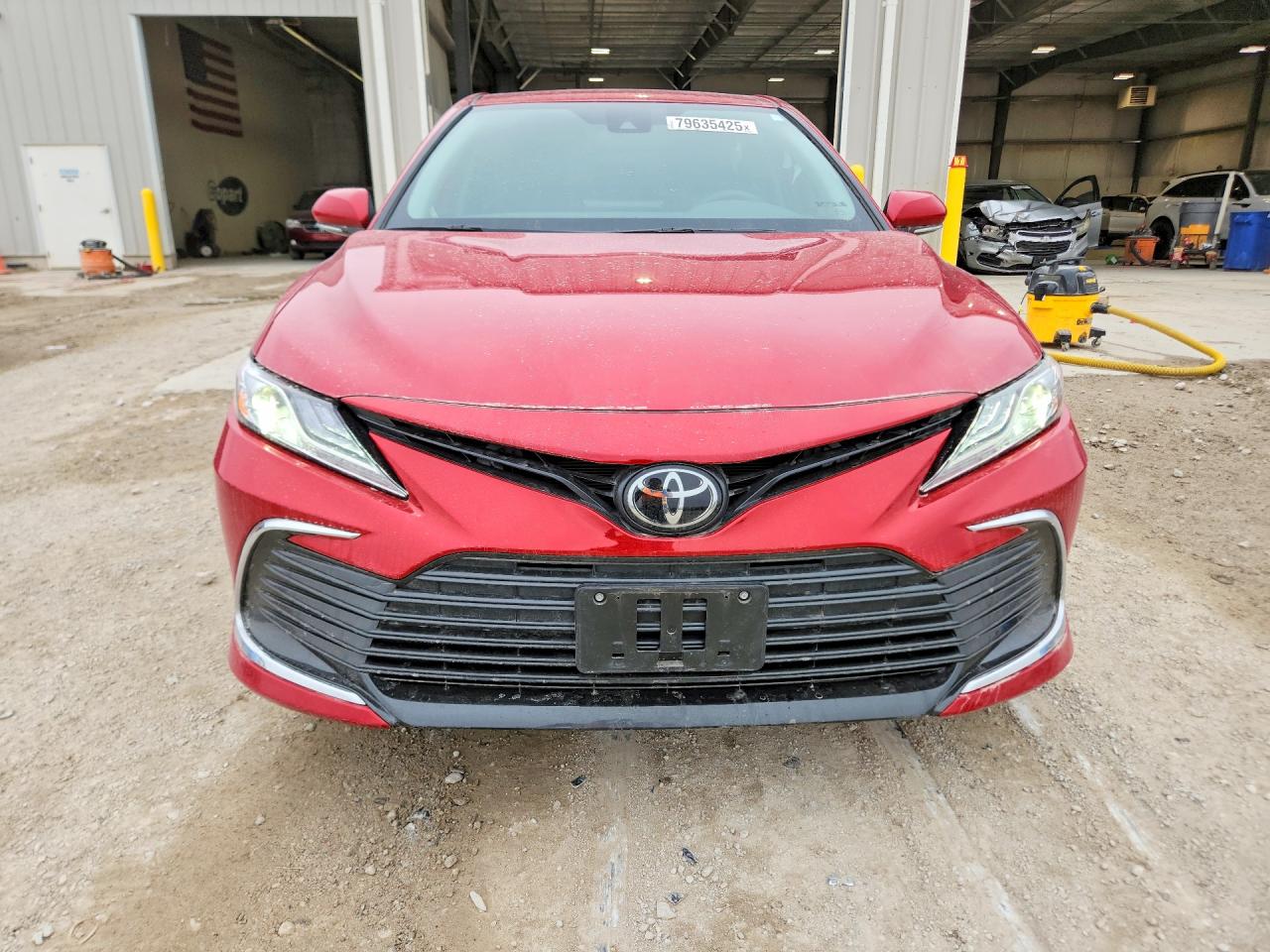 2024 TOYOTA CAMRY photo 17