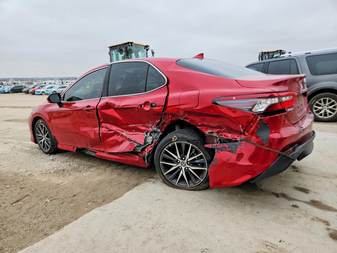 2024 TOYOTA CAMRY photo 5