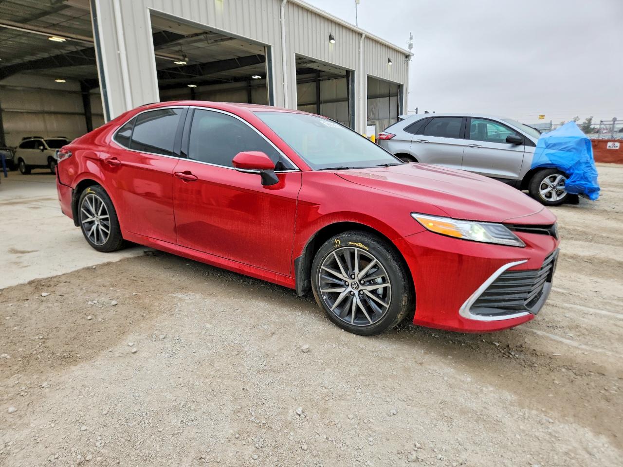 2024 TOYOTA CAMRY photo 13