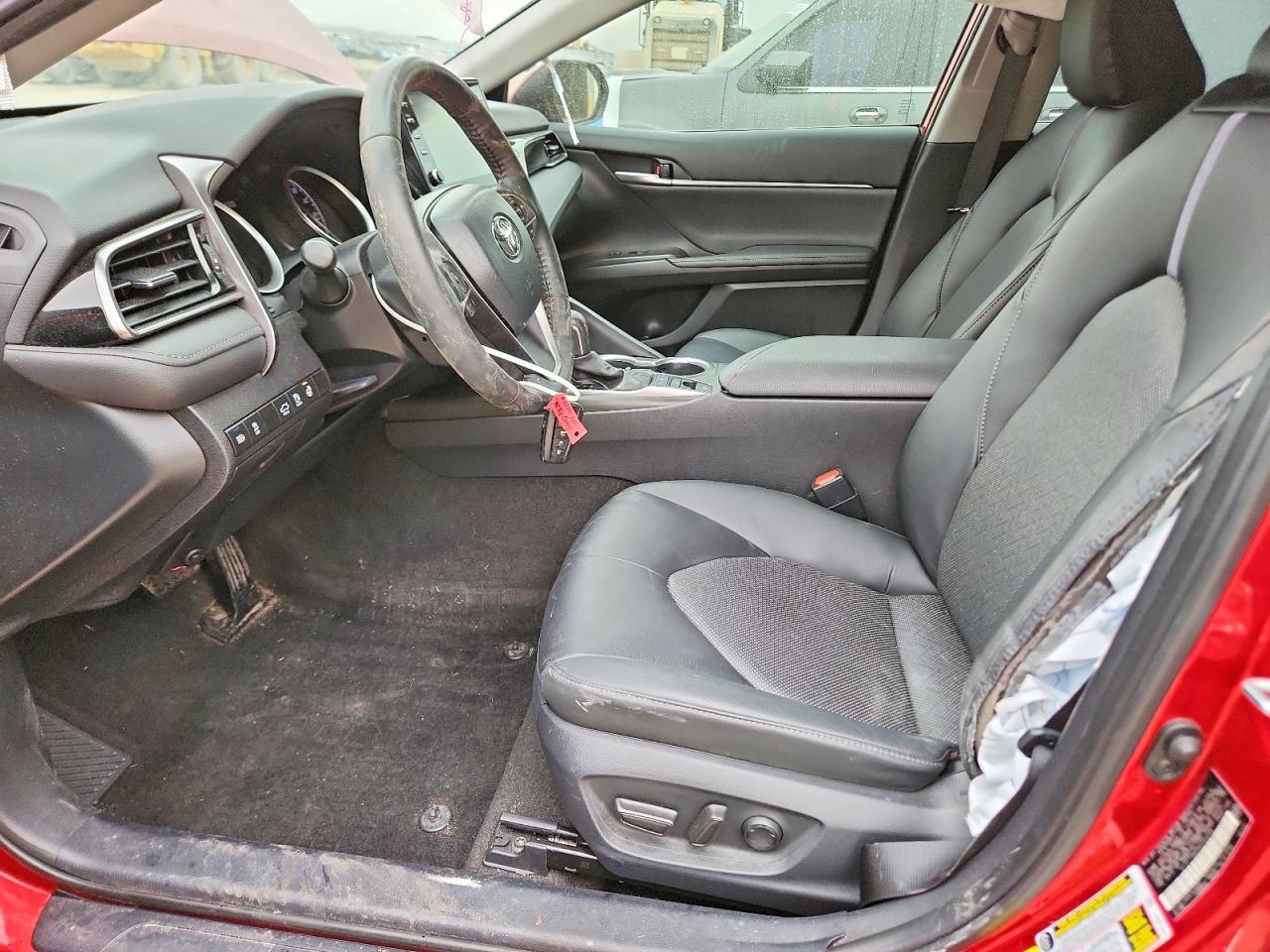 2024 TOYOTA CAMRY photo 25
