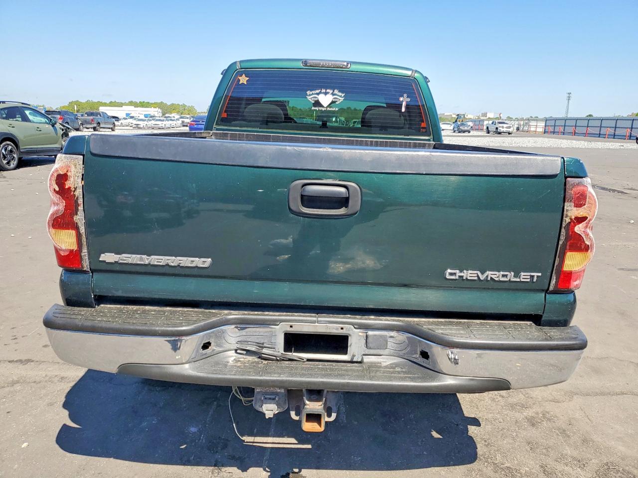 2004 CHEVROLET SILVERADO K1500 photo 11