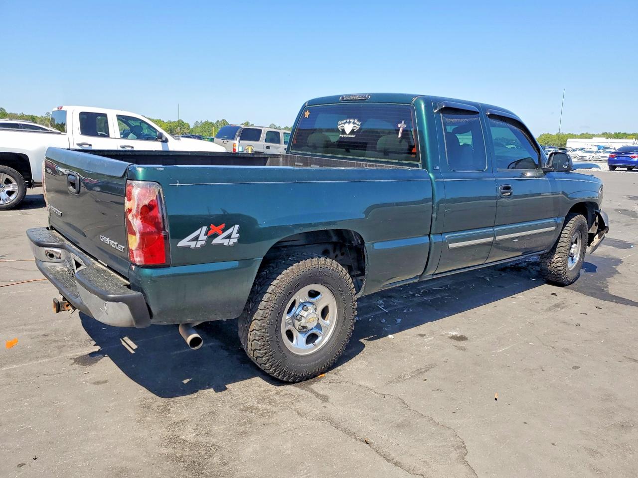 2004 CHEVROLET SILVERADO K1500 photo 5