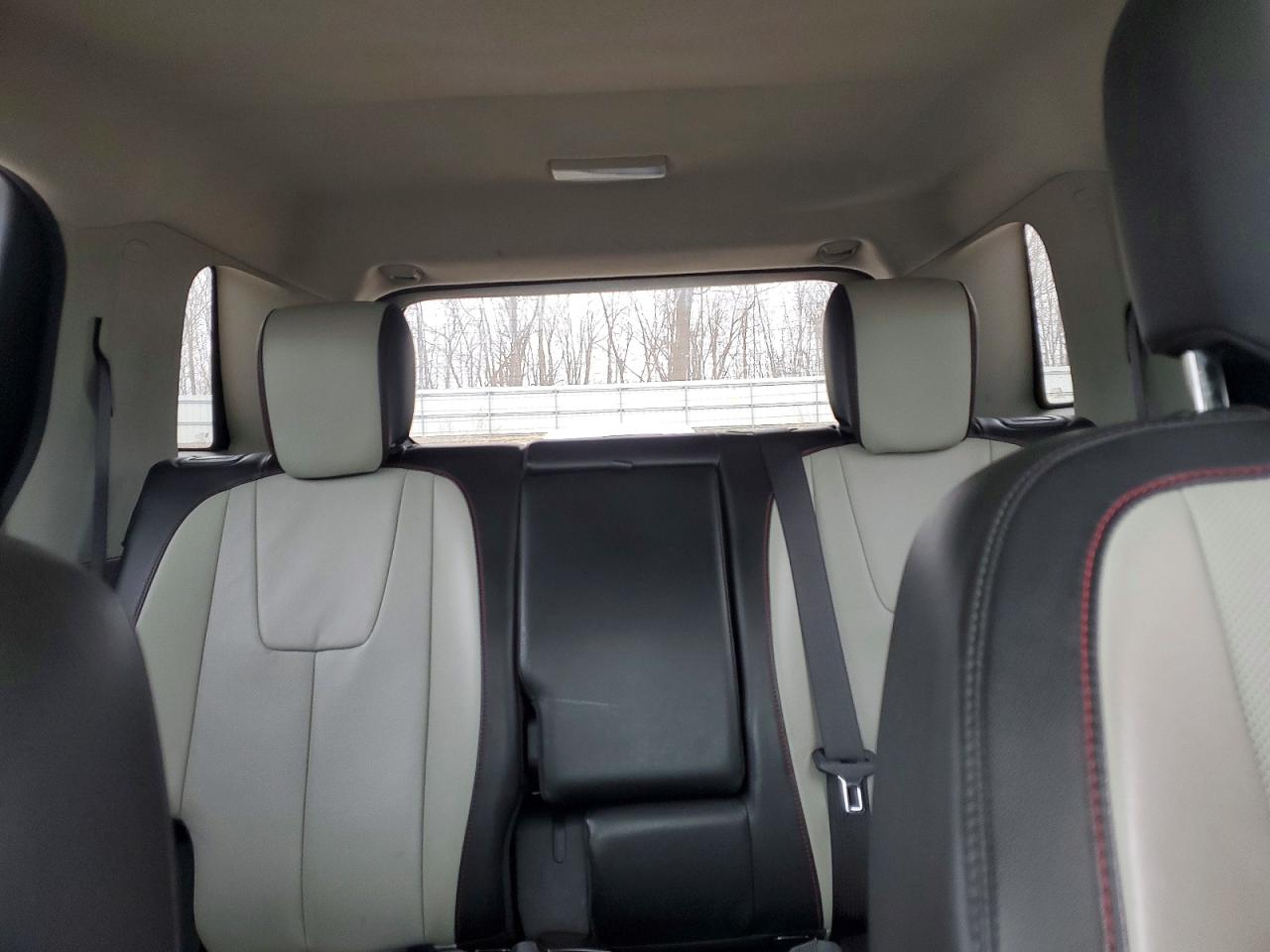 2012 GMC TERRAIN SLT photo 28