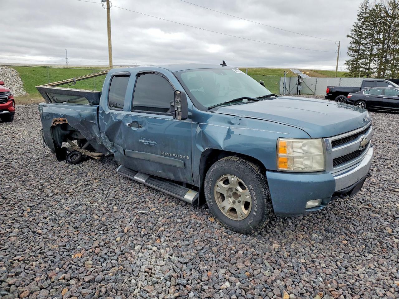 2007 CHEVROLET SILVERADO C1500 photo 4