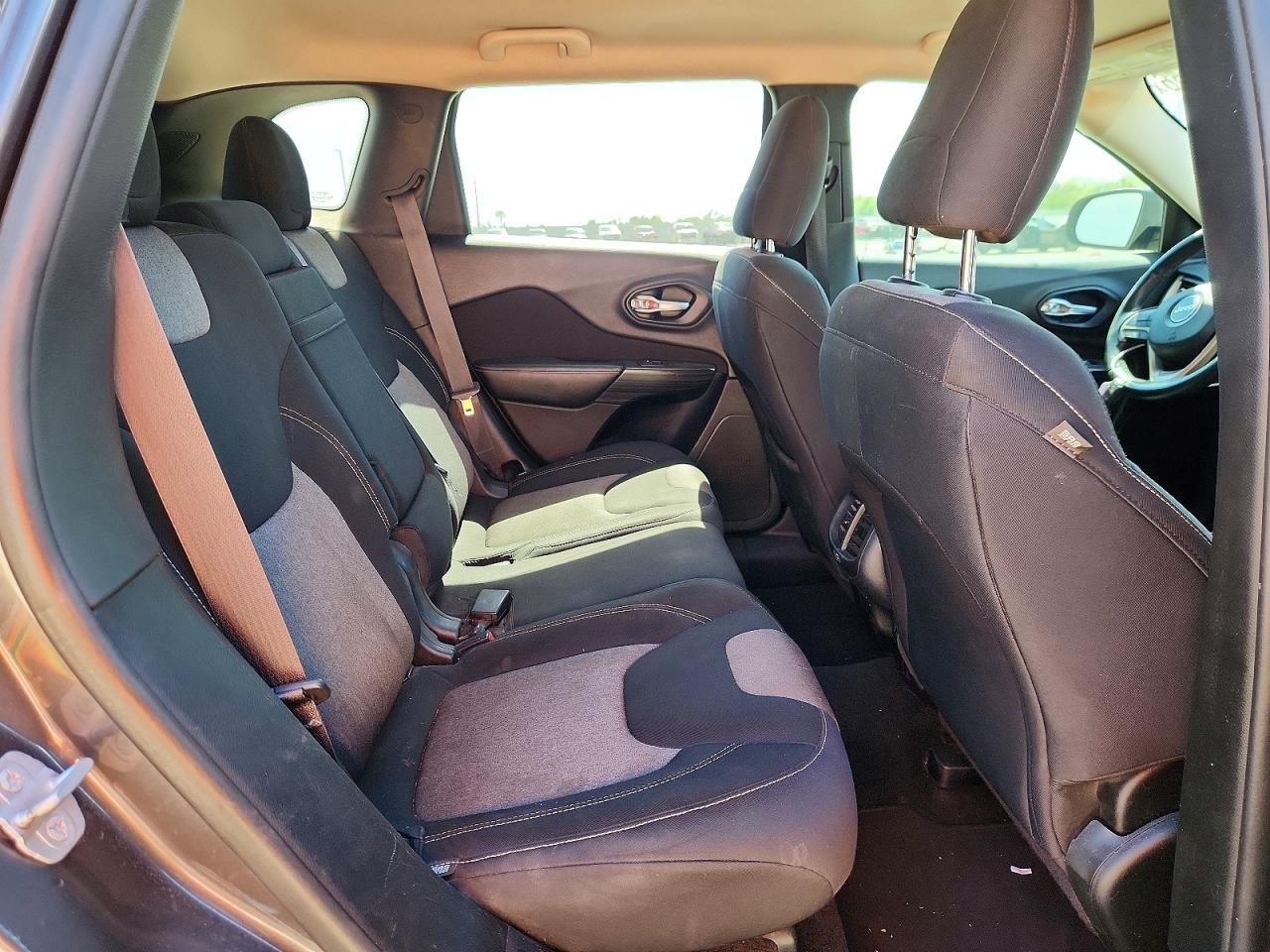 2014 JEEP CHEROKEE LATITUDE photo 21
