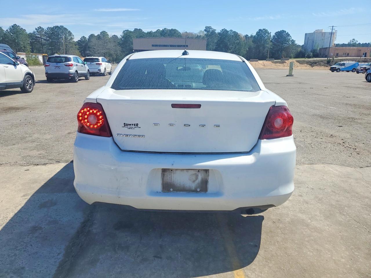 2014 DODGE AVENGER SE photo 6