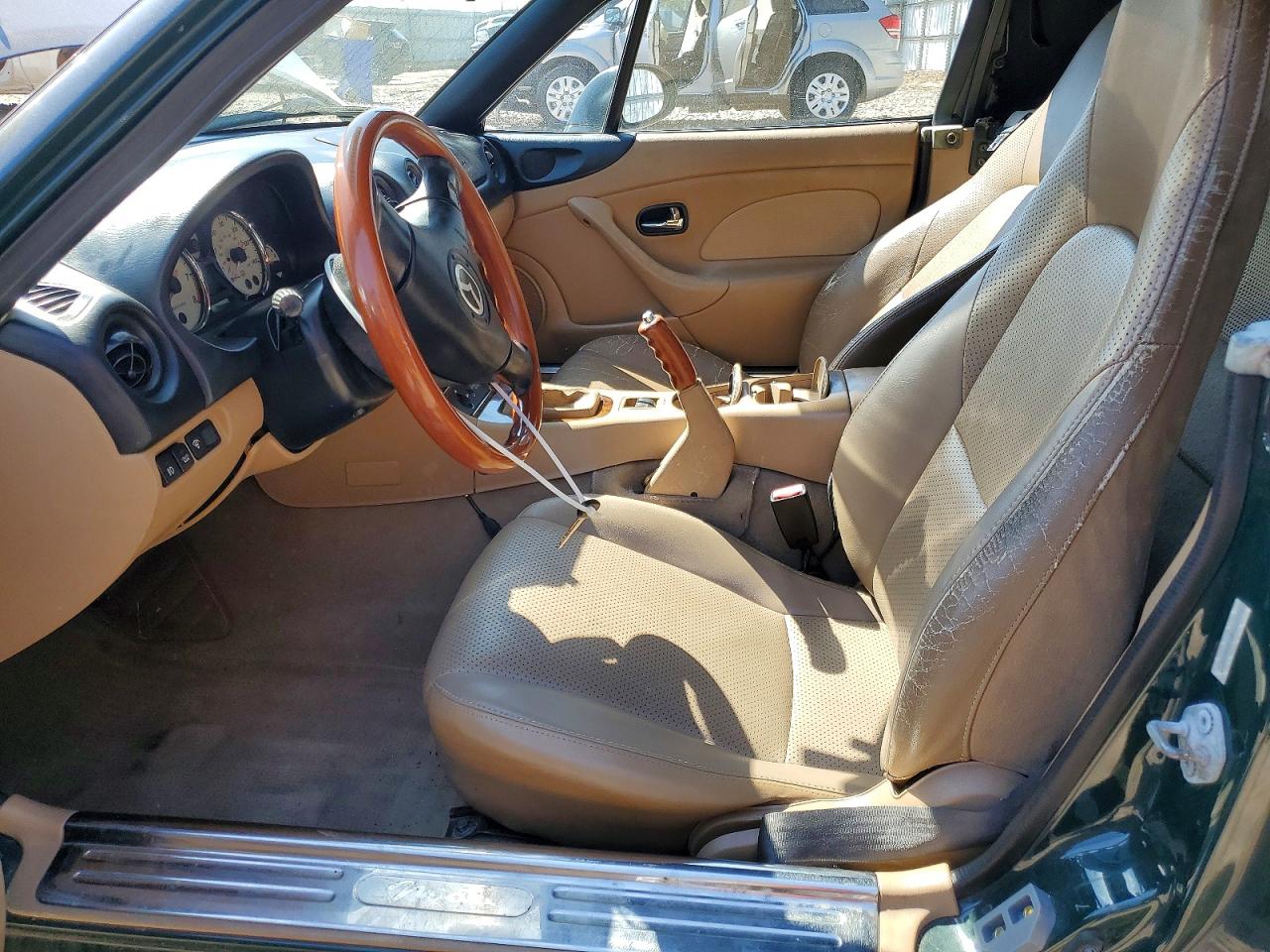 2001 MAZDA MX-5 MIATA BASE photo 7