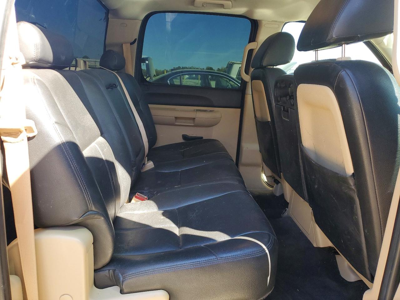 2010 CHEVROLET SILVERADO C1500 LT photo 10