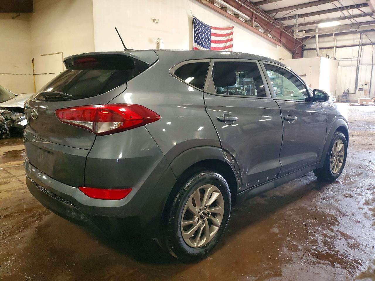 2017 HYUNDAI TUCSON SE photo 5