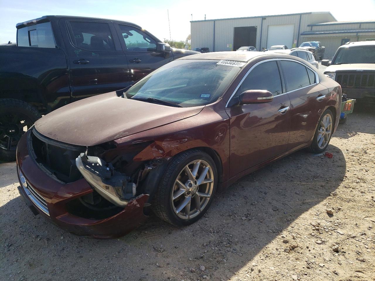 2010 NISSAN MAXIMA