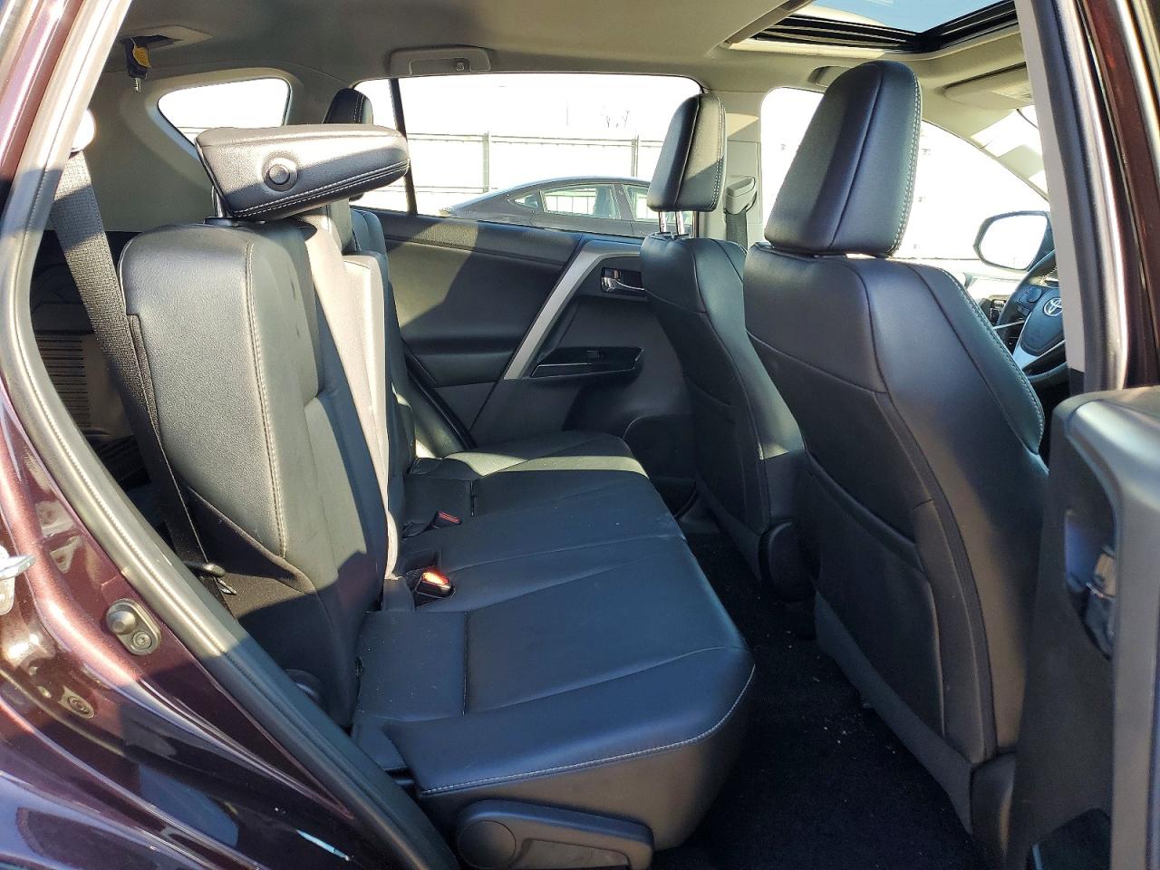 2017 TOYOTA RAV4 LIMITED photo 21