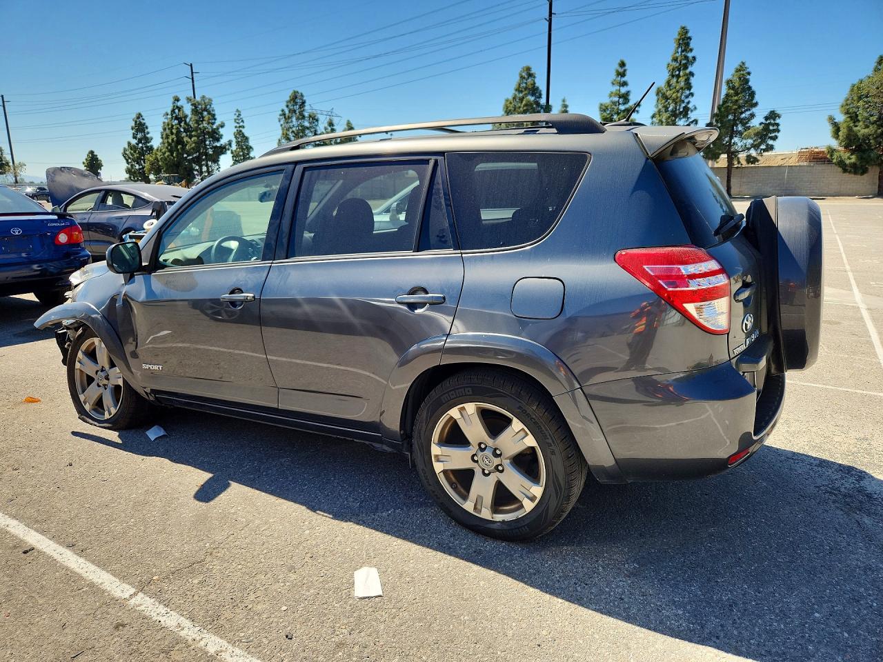 2009 TOYOTA RAV4 SPORT photo 4