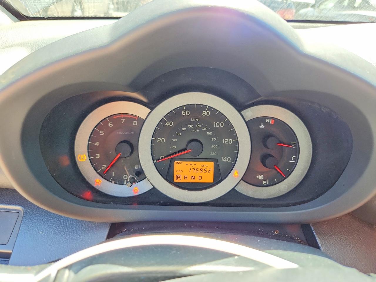 2009 TOYOTA RAV4 SPORT photo 25
