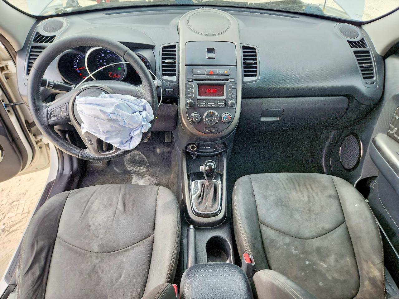 2012 KIA SOUL + photo 15